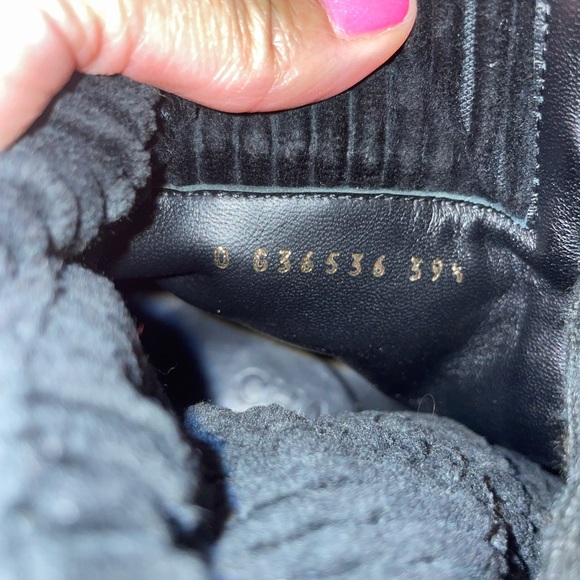 Chanel CC Combat Boots size 39.5 like new 😍 Chanel shoes winter boots Fashion - Picture 5 of 6